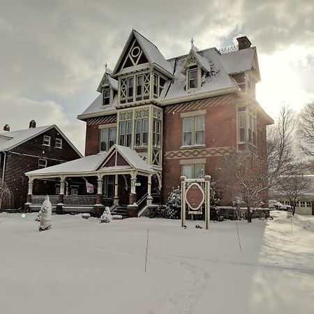 Spencer House Bed & Breakfast Erie Dış mekan fotoğraf
