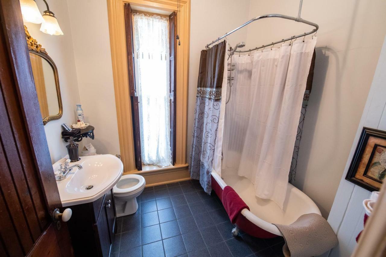 Spencer House Bed & Breakfast Erie Dış mekan fotoğraf