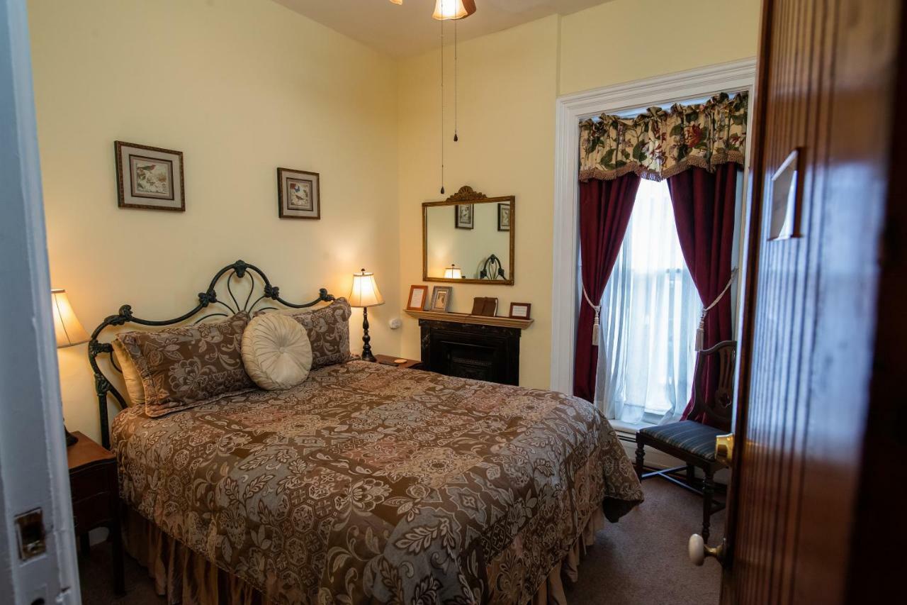 Spencer House Bed & Breakfast Erie Dış mekan fotoğraf