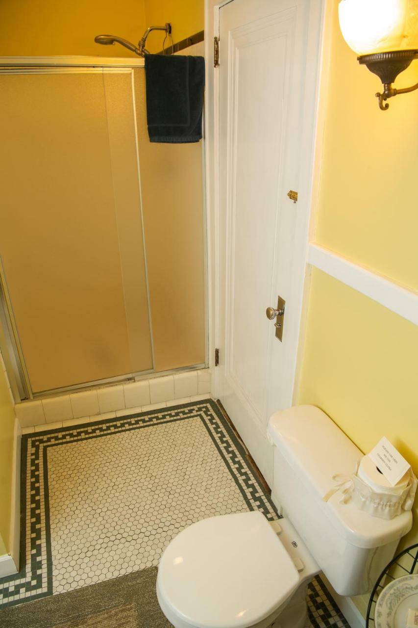 Spencer House Bed & Breakfast Erie Oda fotoğraf