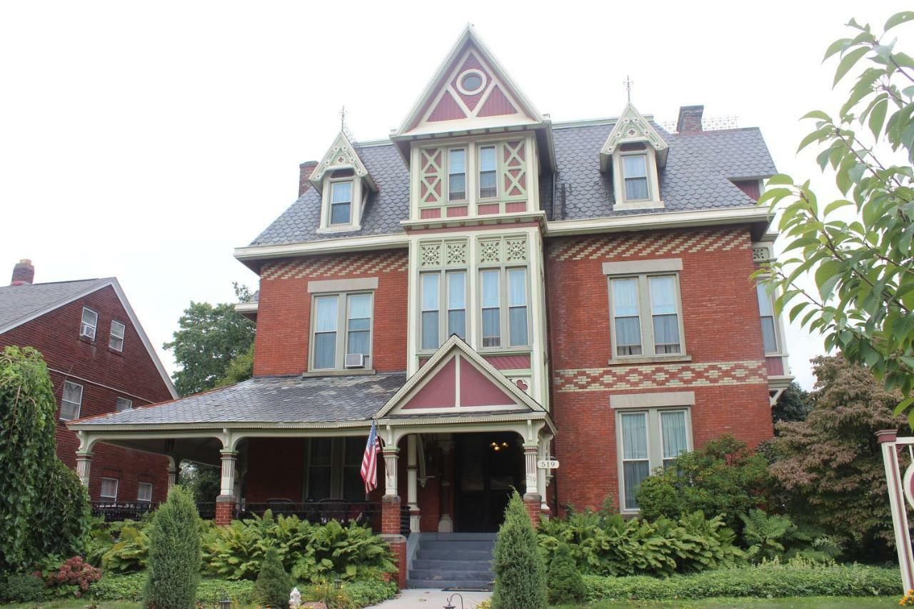 Spencer House Bed & Breakfast Erie Dış mekan fotoğraf